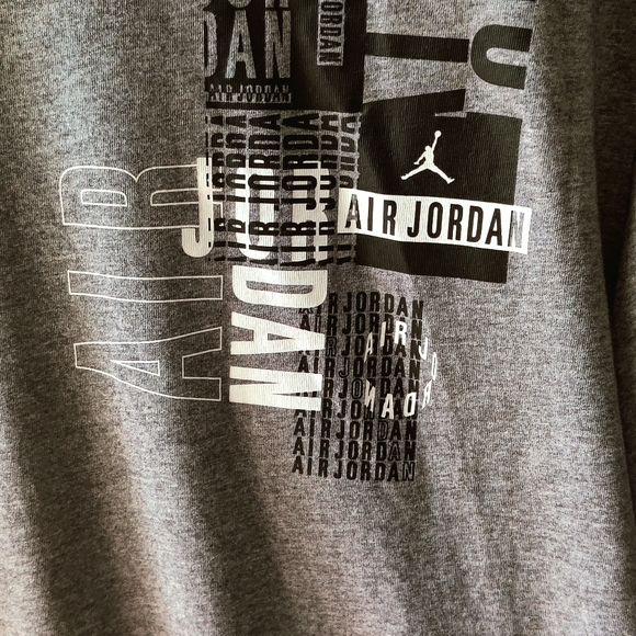 Two Jordan Jumpman t-shirts. - Picture 5 of 9